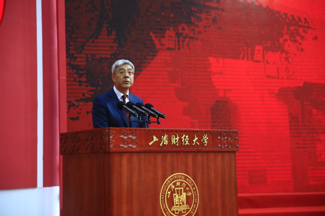 上海财经大学文凭(上海财经大学本科生毕业去向)